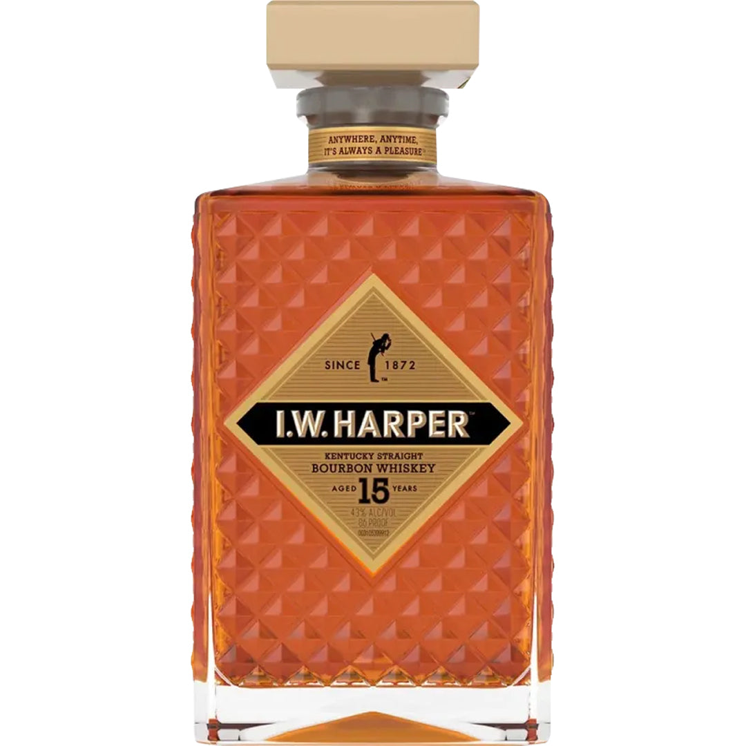 I.W. Harper 15 Year Kentucky Straight Bourbon Whiskey_LostNLiquor.com